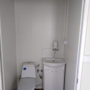 Container ufficio da 18 m² con servizi igienici: comfort e isolamento ottimale